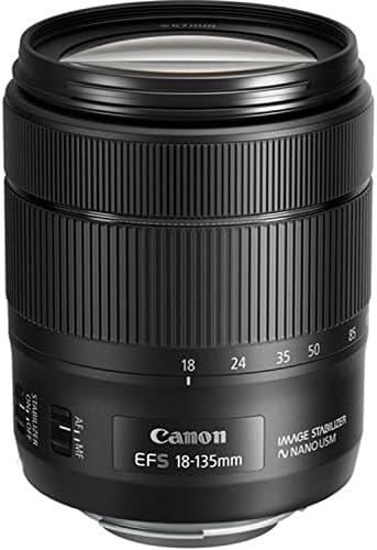 Canon EOS 90D DSLR kamera sa 18-135mm f / 3.5-5.6 je USM objektiv + 2x 64GB memorija + futrola