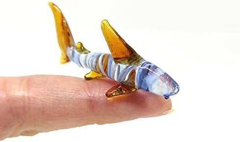 Sansukjai shark sitne figurine Ručno puhalo u boji staklene umjetno tijelo Kolekcionarni poklon kuća Dekor,