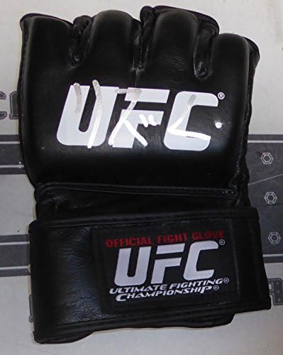 Liz Carmouche potpisala UFC zvaničnu borbenu rukavicu PSA / DNK COA 157 na FOX 8 UFC rukavicama