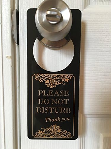 SecurePro znakovi ne ometajte / Molimo servisna soba vrhunska PVC vješalica za vrata; metalik Zlatni tekst